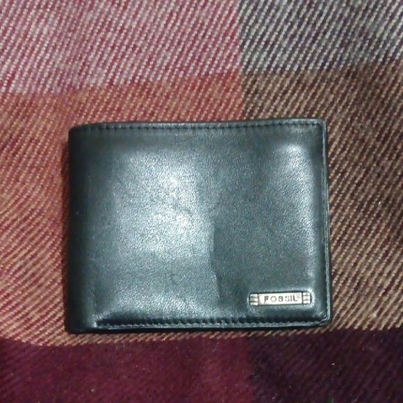 Fossil Black Leather Wallet - Picture 1 of 6